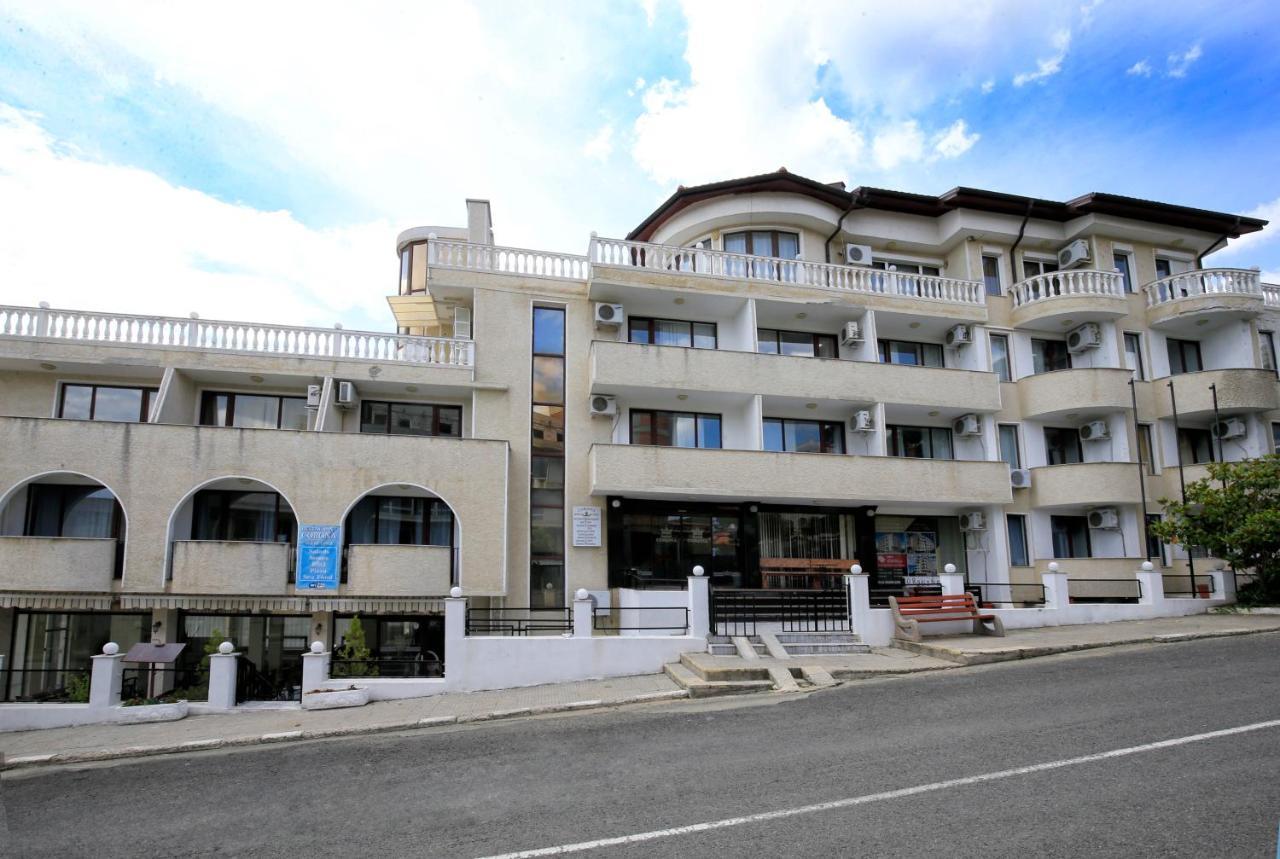 Hotel Corona Sveti Vlas Eksteriør billede