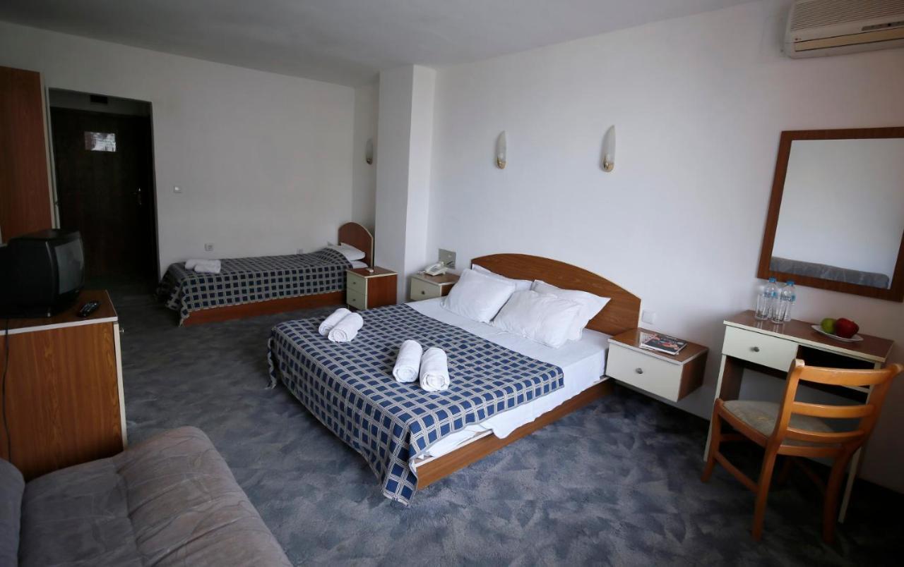 Hotel Corona Sveti Vlas Eksteriør billede